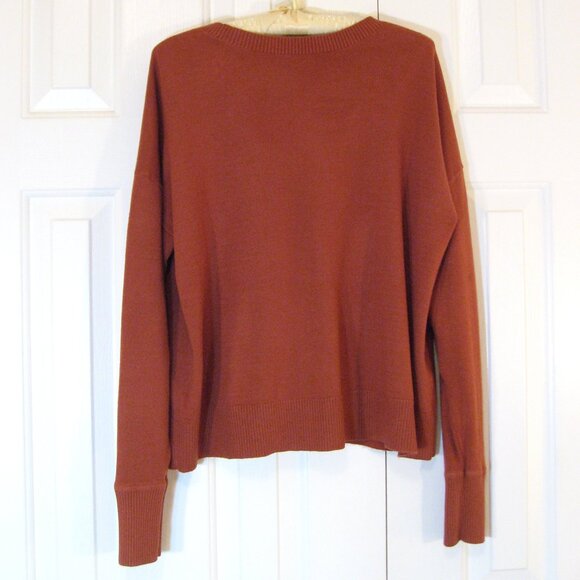 LOFT | Relaxed V-Neck Cardigan Sweater - Picture 6 of 9